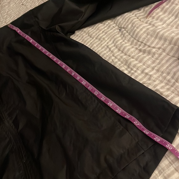 Mens hooded windbreaker - Picture 9 of 13